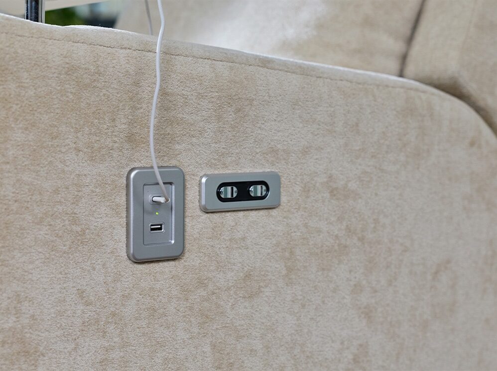 Aspire Recliner 1897 (1000x745)