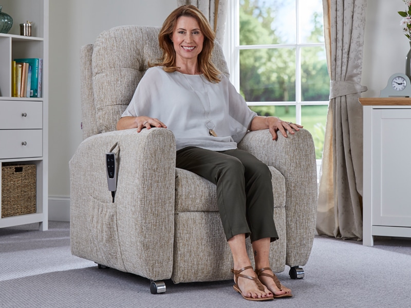 Parma Riser Recliner